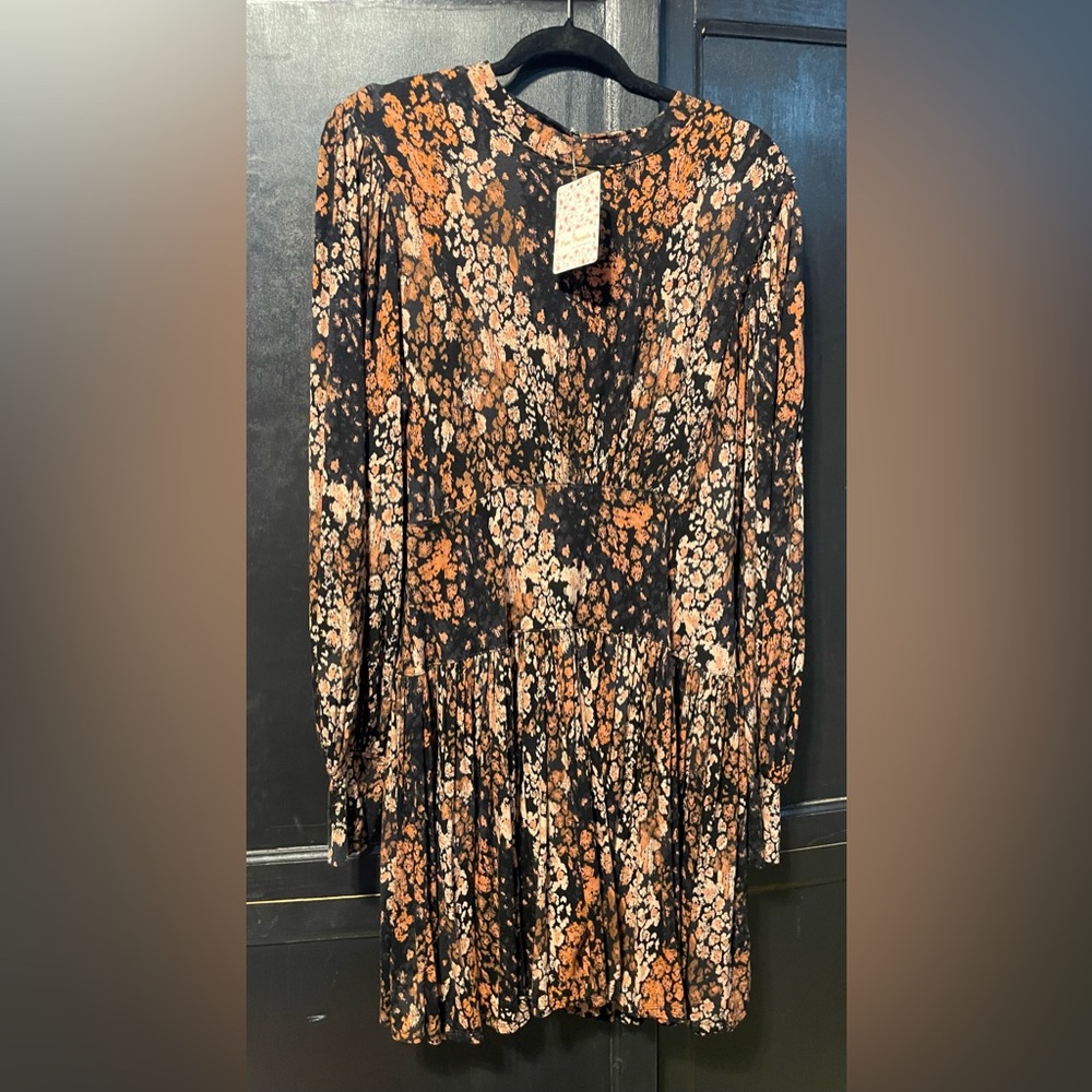 NWT FREE PEOPLE Dress Floral Printed Long Sleeve Short size M